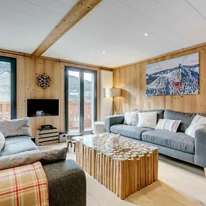 https://place-eglise.hotels-rhonealpes.com