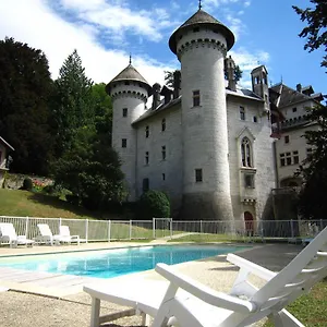https://la-terre.hotels-rhonealpes.com