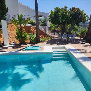 https://casa14.es-andalucia.com
