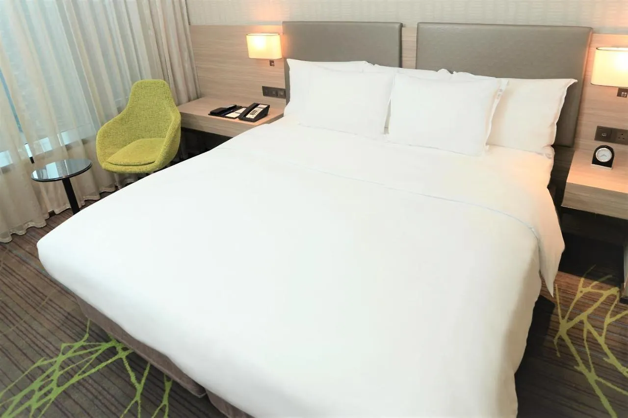 Holiday Inn Express Hong Kong Kowloon Cbd2 By Ihg 3*,
