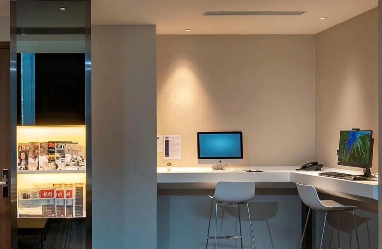 Hotel Holiday Inn Express Hong Kong Kowloon Cbd2 By Ihg