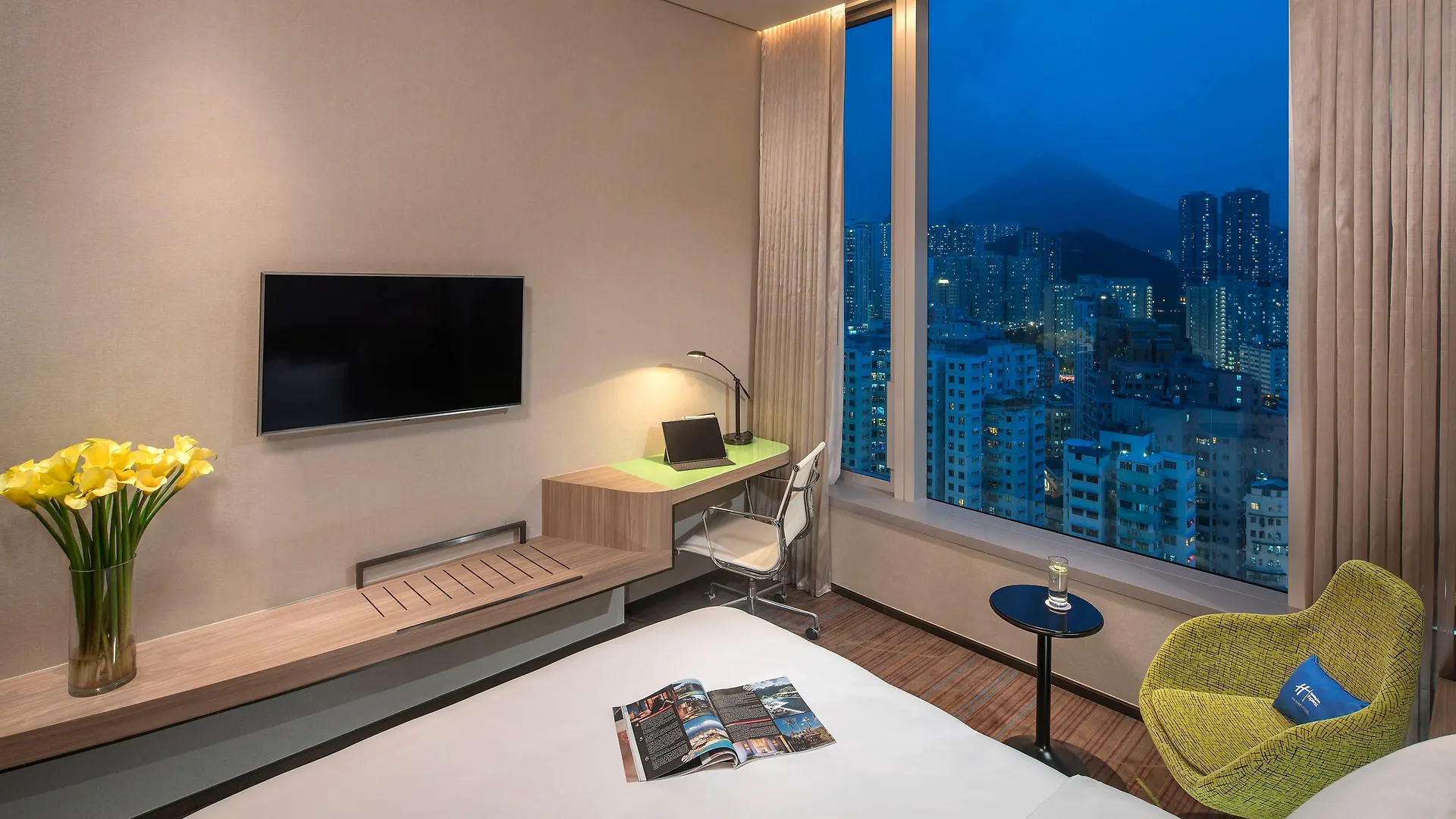 Hotel Holiday Inn Express Hong Kong Kowloon Cbd2 By Ihg